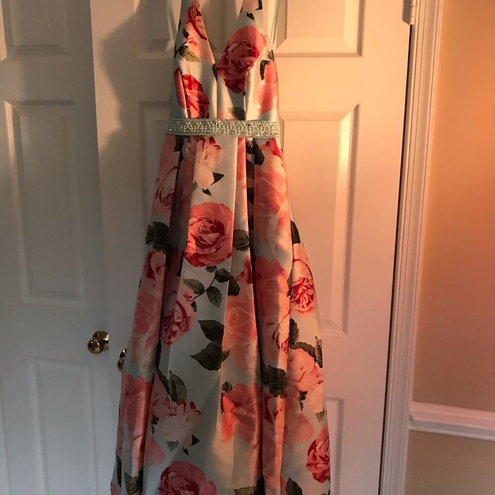 Prom dress
